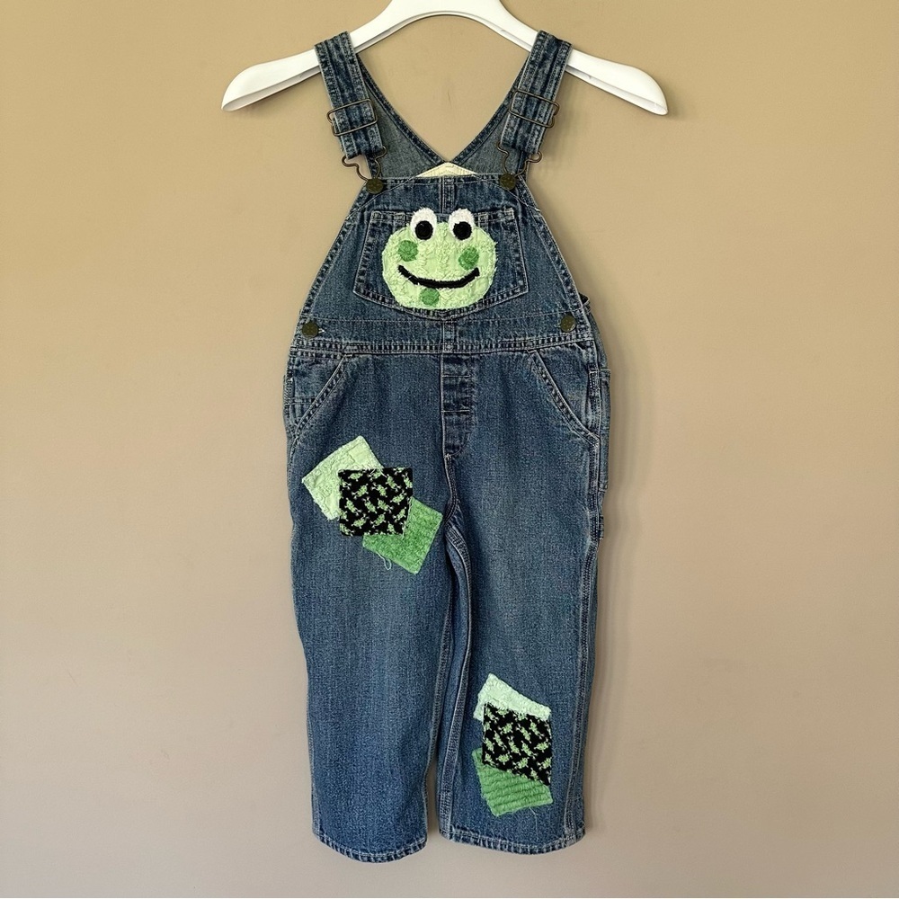 Boys 3T Frog Overalls Denim Chenille Patches Osh Kosh Bgosh Vest Back Blue Jean